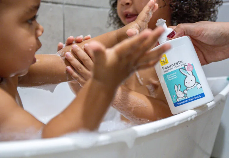 Ainu Pesuvaahto pesutuotteena